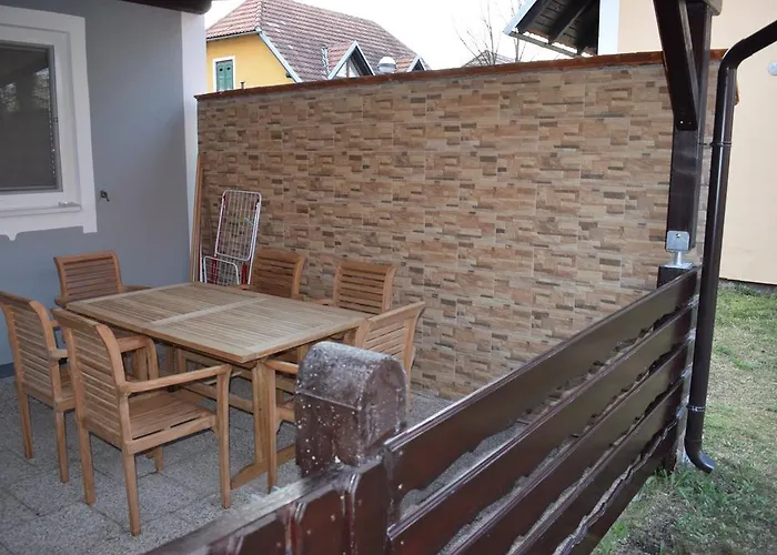 Borovnica Catez * Чатеж-об-Сави