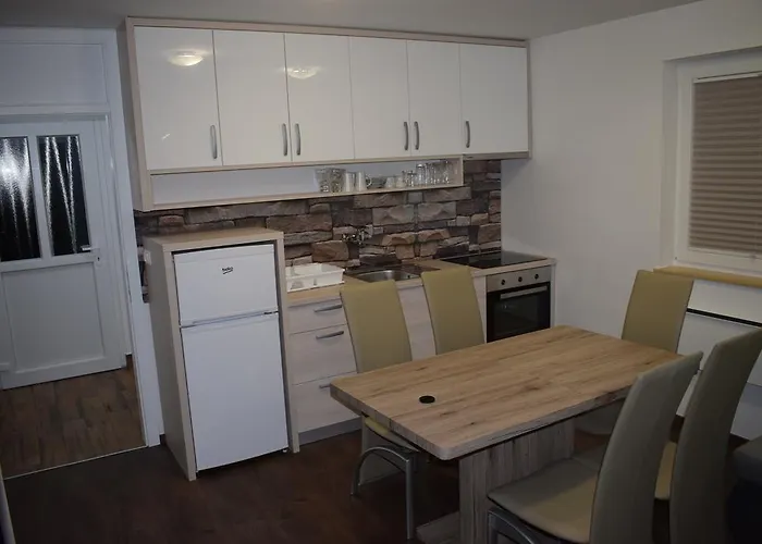 Appartement Borovnica Catez